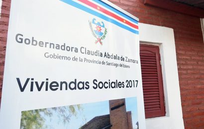 Familias de Choya y Guasayán beneficiadas con viviendas sociales