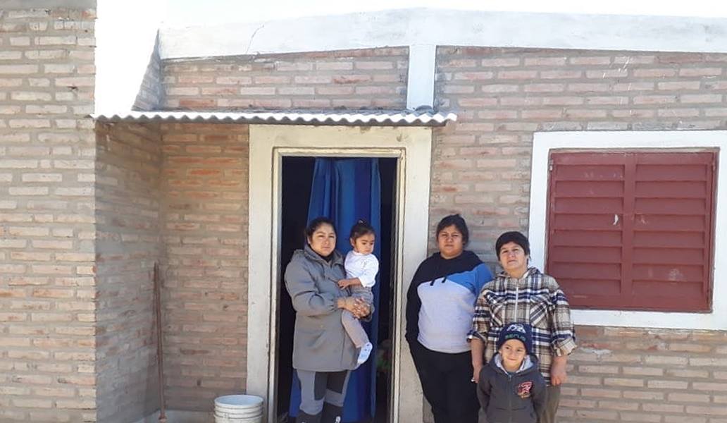 34478299_1829647943722639_8446930481898848256_o