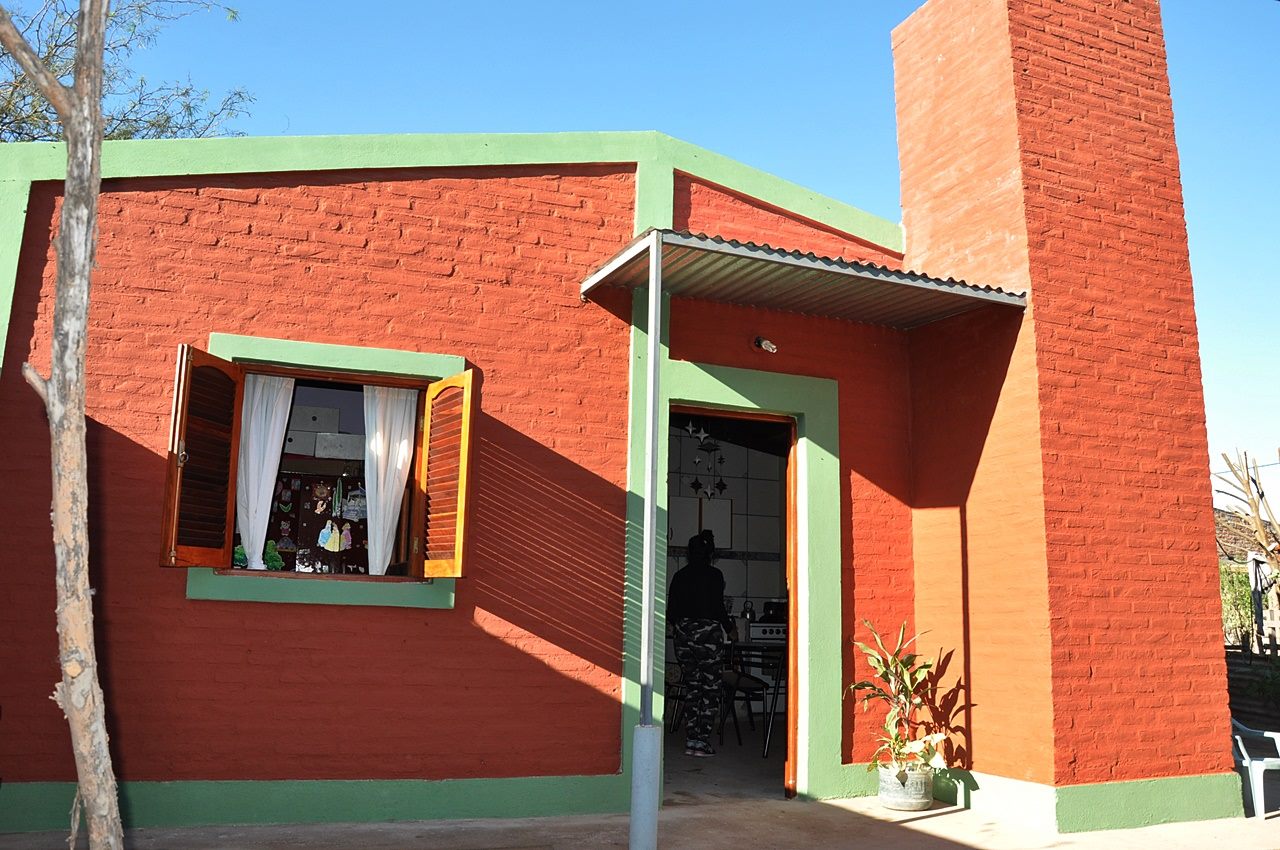 34562262_1829649890389111_5967137032294629376_o