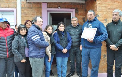 El ministro de Desarrollo Social, Dr. Ángel Niccolai, dejó habilitada 14 nuevas viviendas sociales en departamento Aguirre