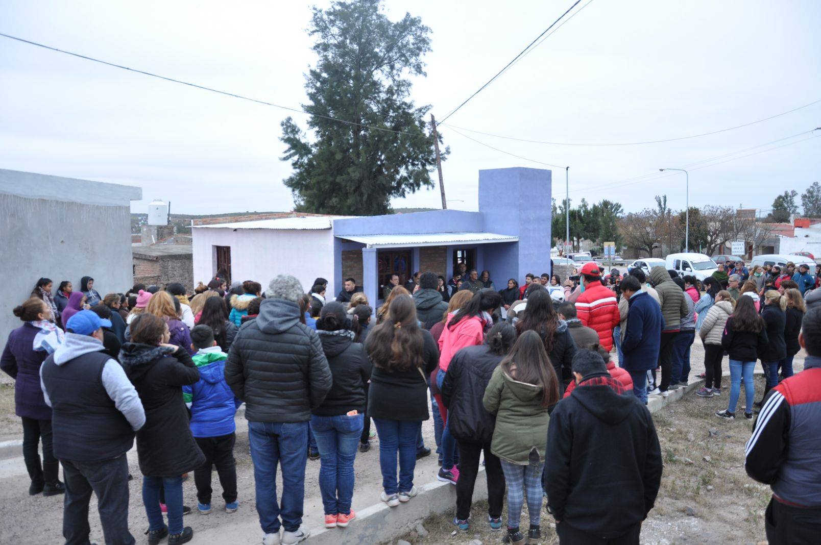 37326230_1889473611073405_2197221143109173248_o