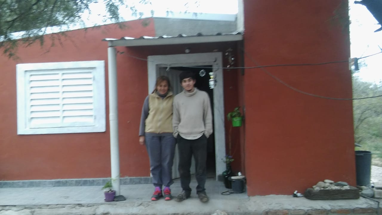 37345050_1891010024253097_7928474117626396672_o