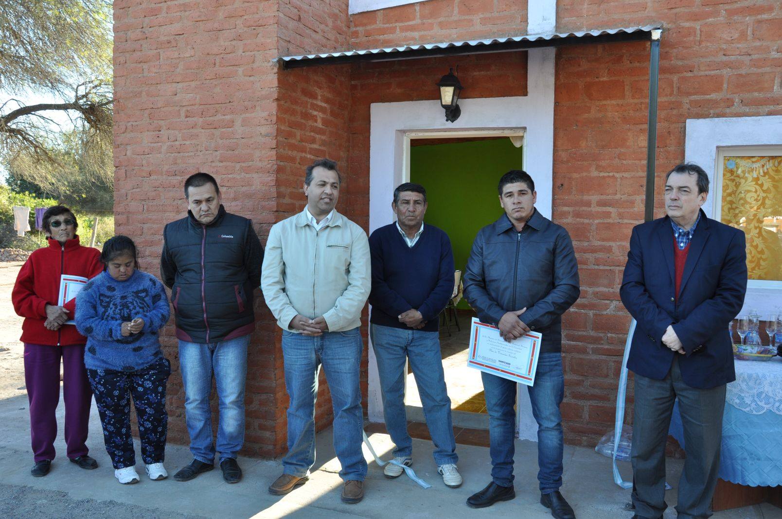 37425268_1895604660460300_1734749054769823744_o