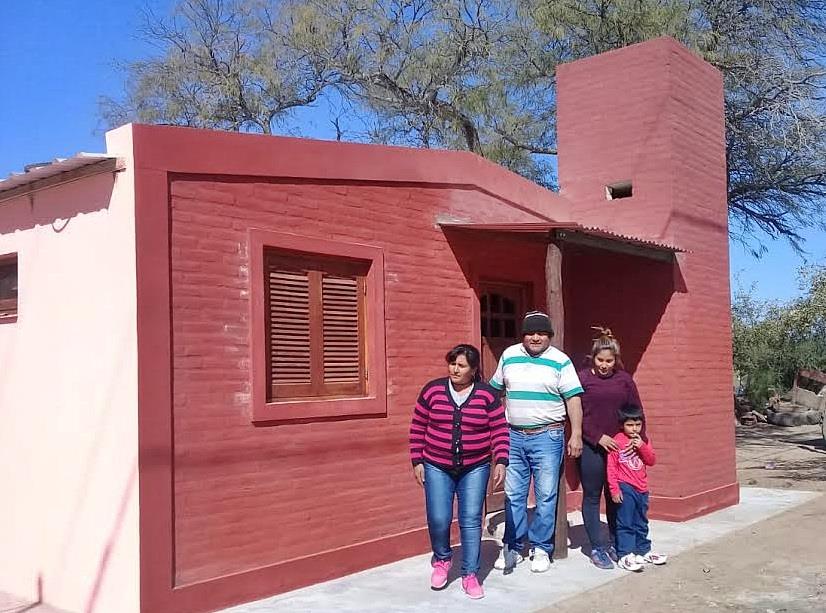 38391254_1917061971647902_5170571824685121536_n