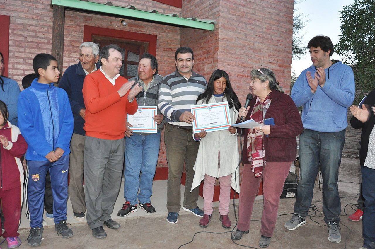 38391320_1917064704980962_4028873945796050944_o