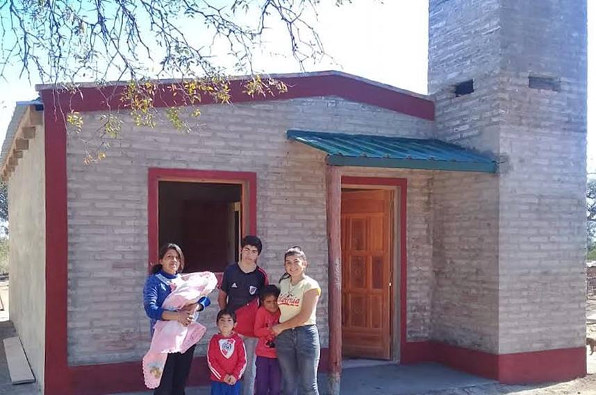 38612479_1917061691647930_6301744976409657344_n