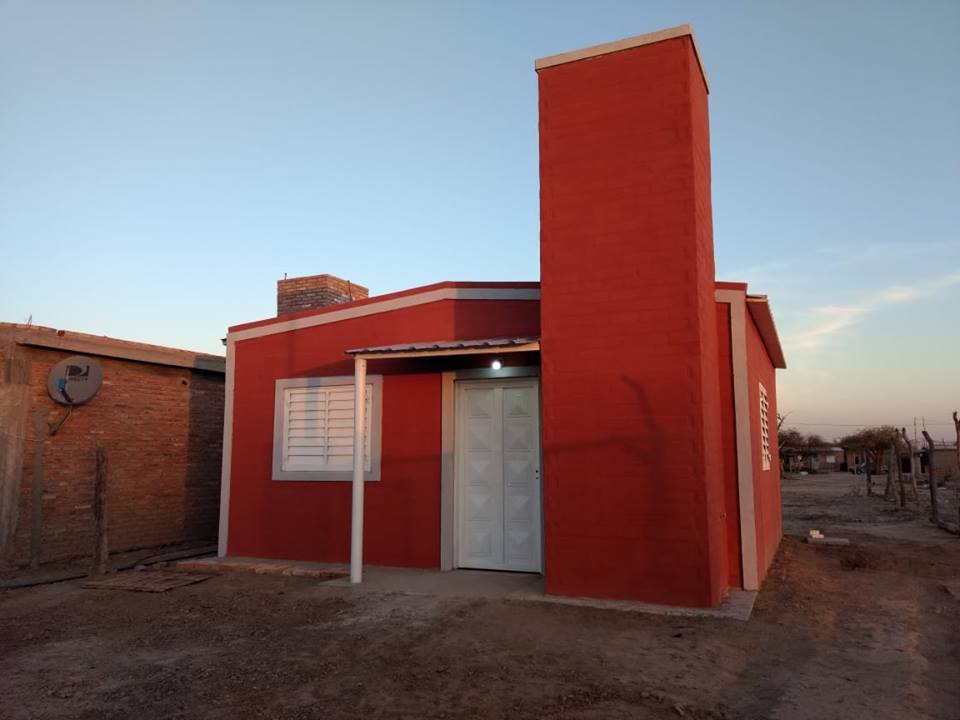 38742197_1924839624203470_4409843467711152128_n