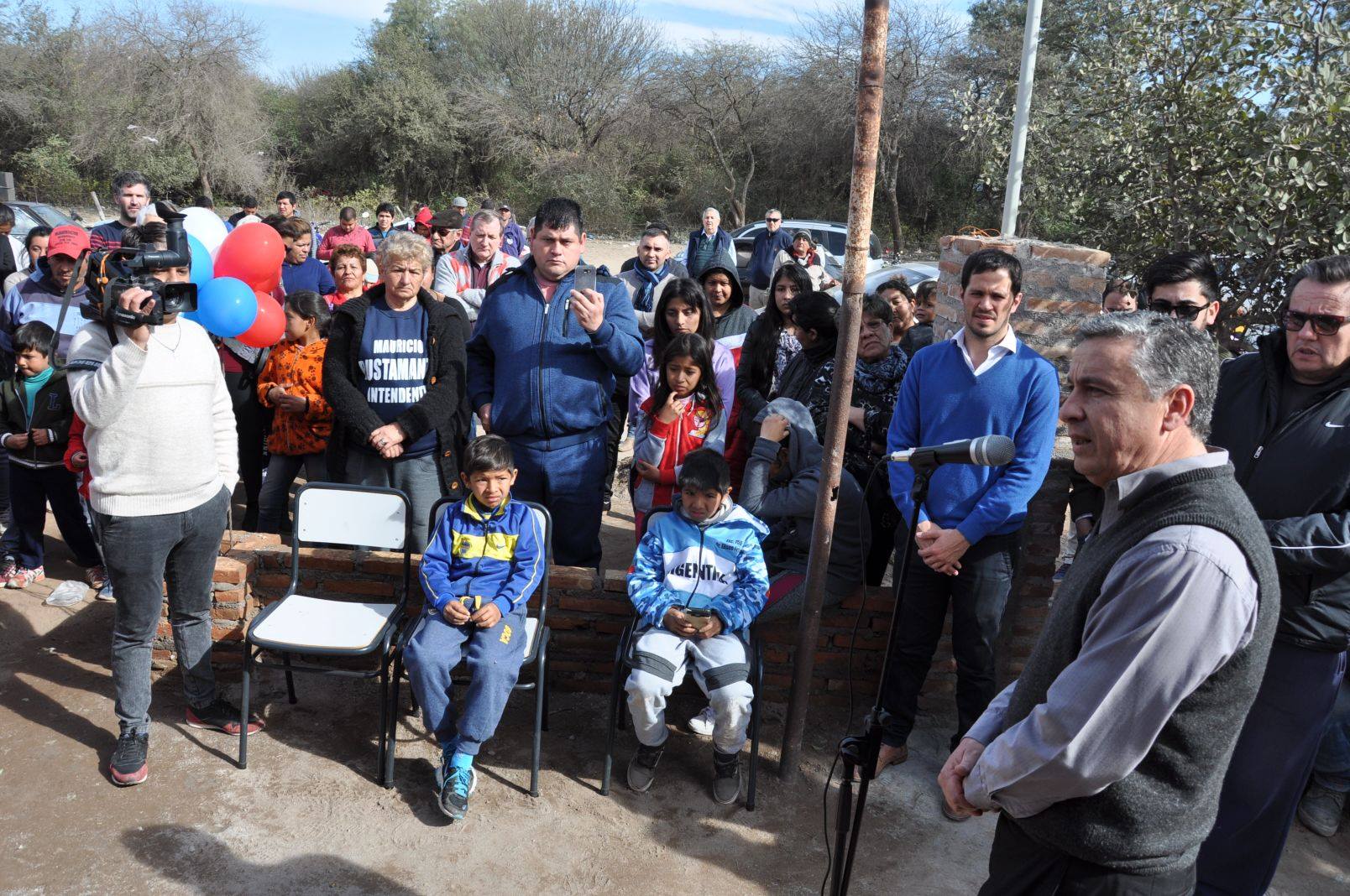 38761795_1923254771028622_4069687336382758912_o