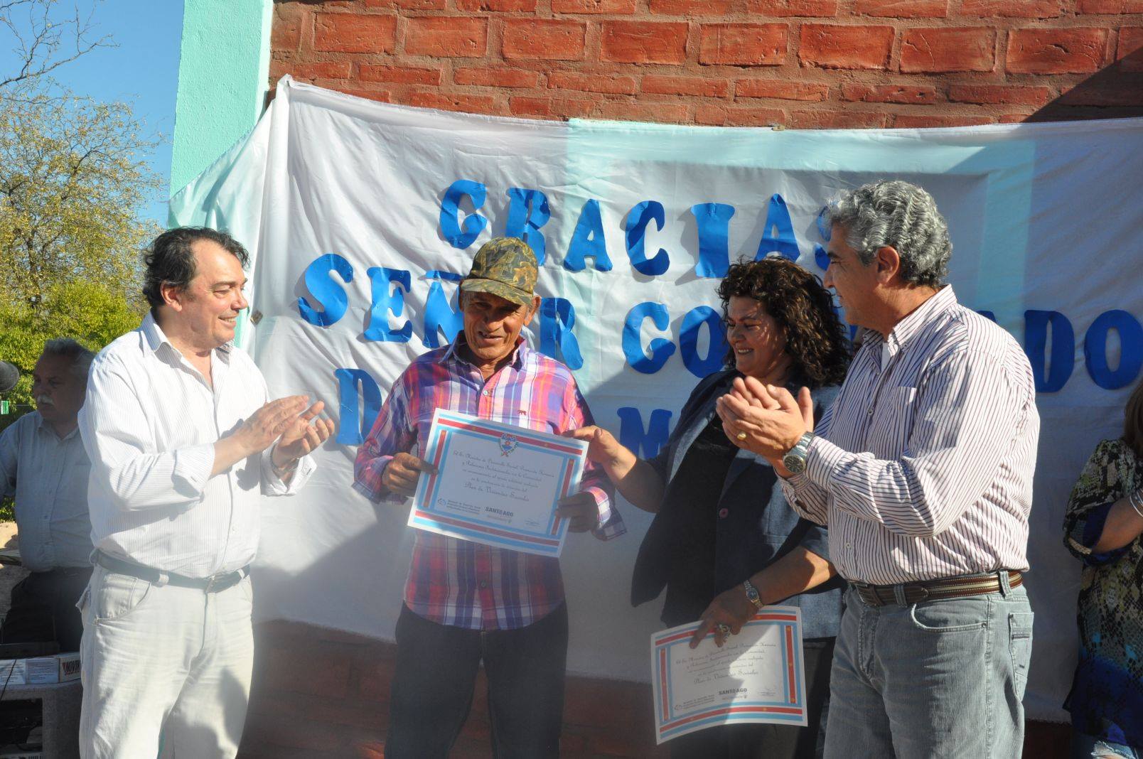 40855327_1966765846677514_2937523189674147840_o