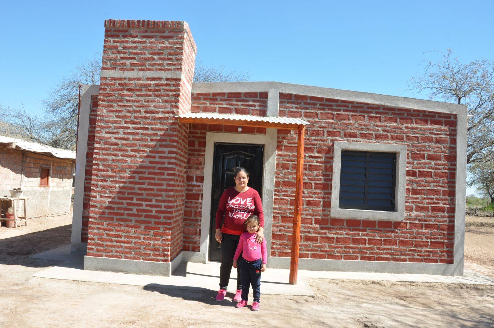 40917889_1966766216677477_2342410803153469440_o