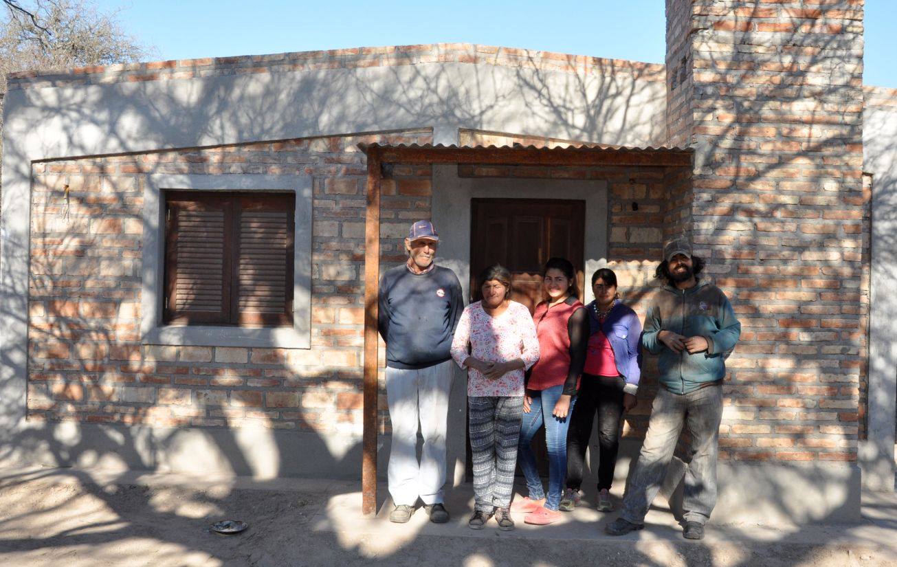 41205894_1967891273231638_7896677138999279616_o