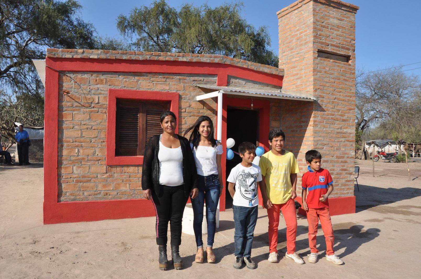 41238352_1967893669898065_9202160022308519936_o