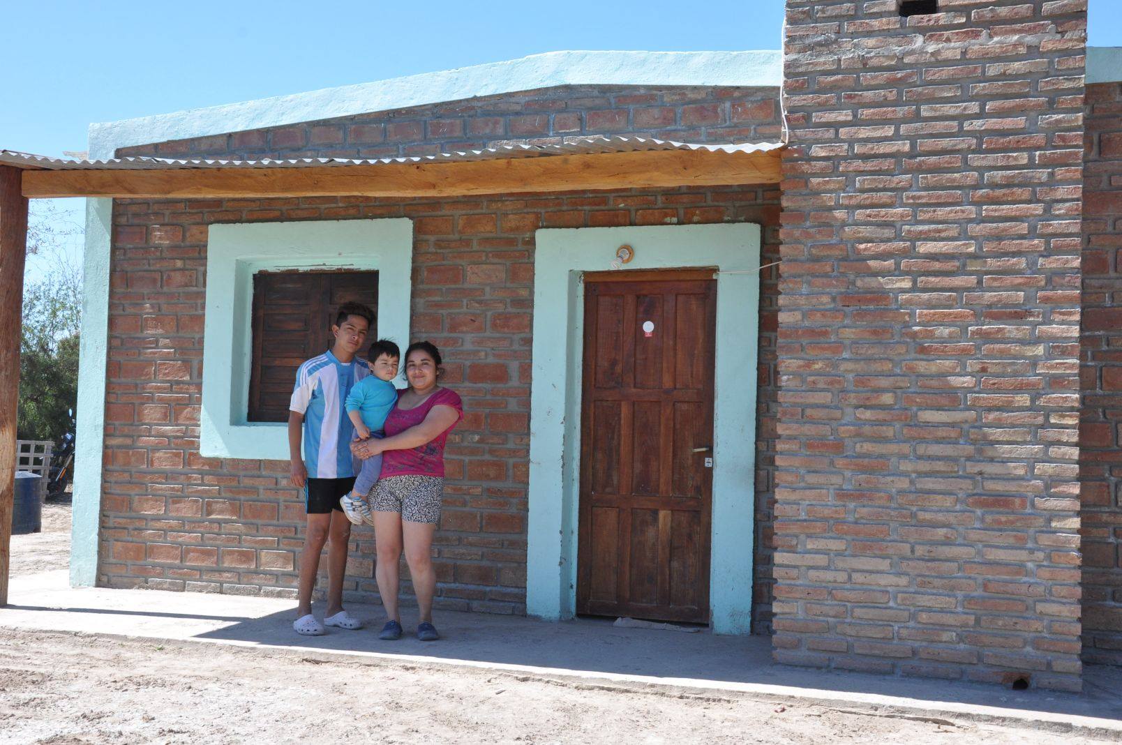 41244246_1966766396677459_2872984889370607616_o