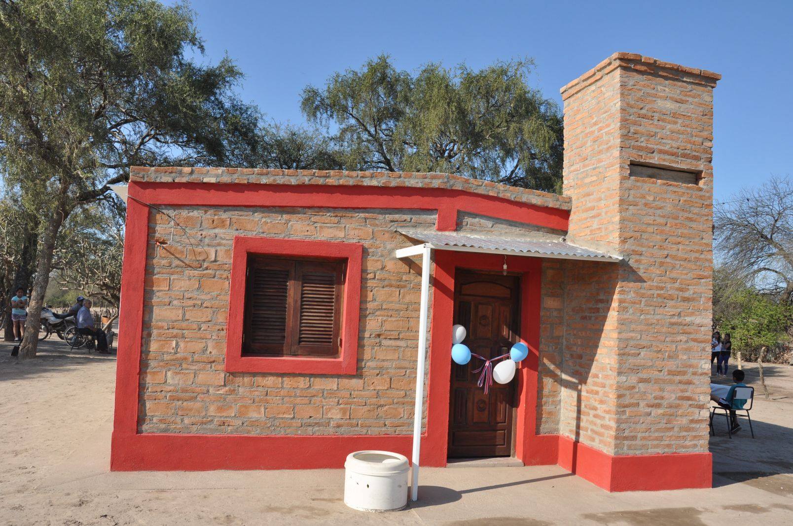 41290316_1967893596564739_4691881351425556480_o