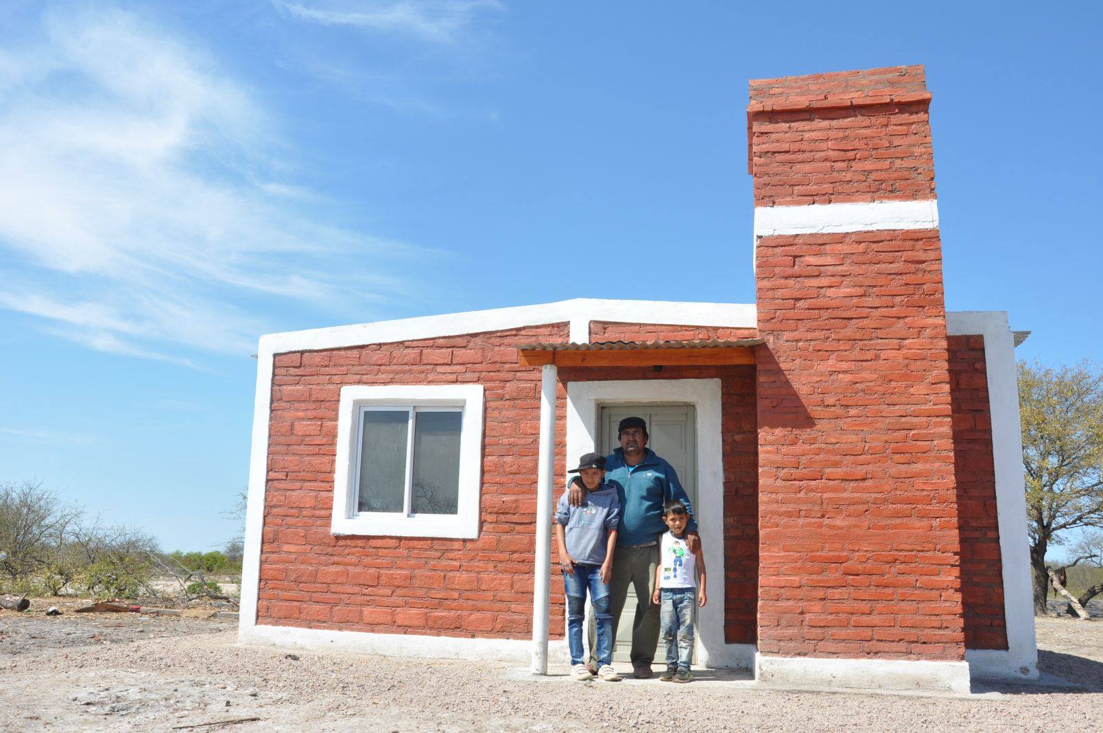 42319357_1985089774845121_4908392774530760704_o