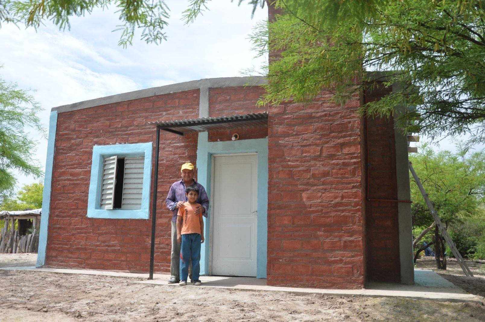 43183243_2002886509732114_9041795190540468224_o