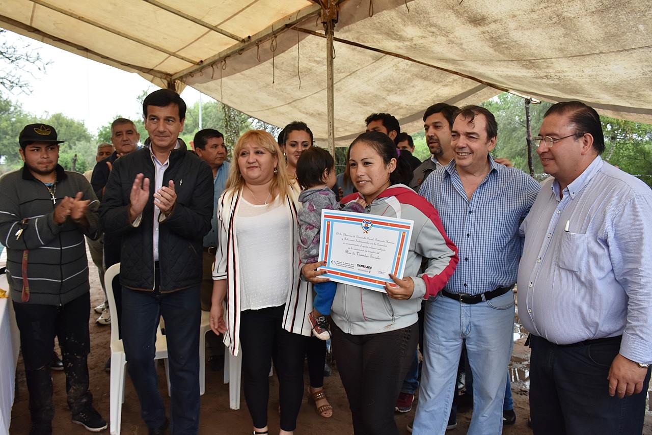 48383784_2108387802515317_244275285707456512_o