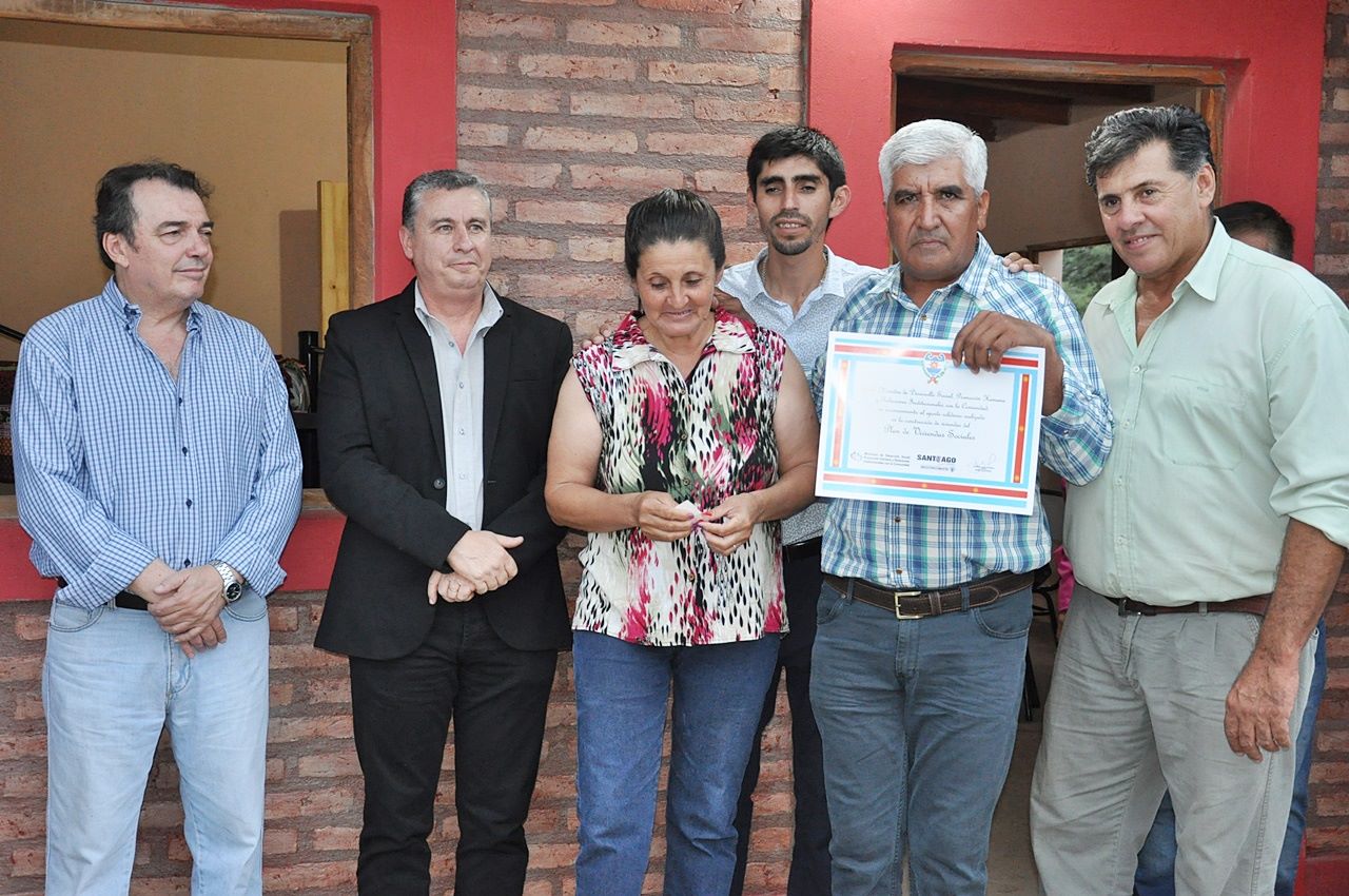 48418069_2112018465485584_5914639737229934592_o