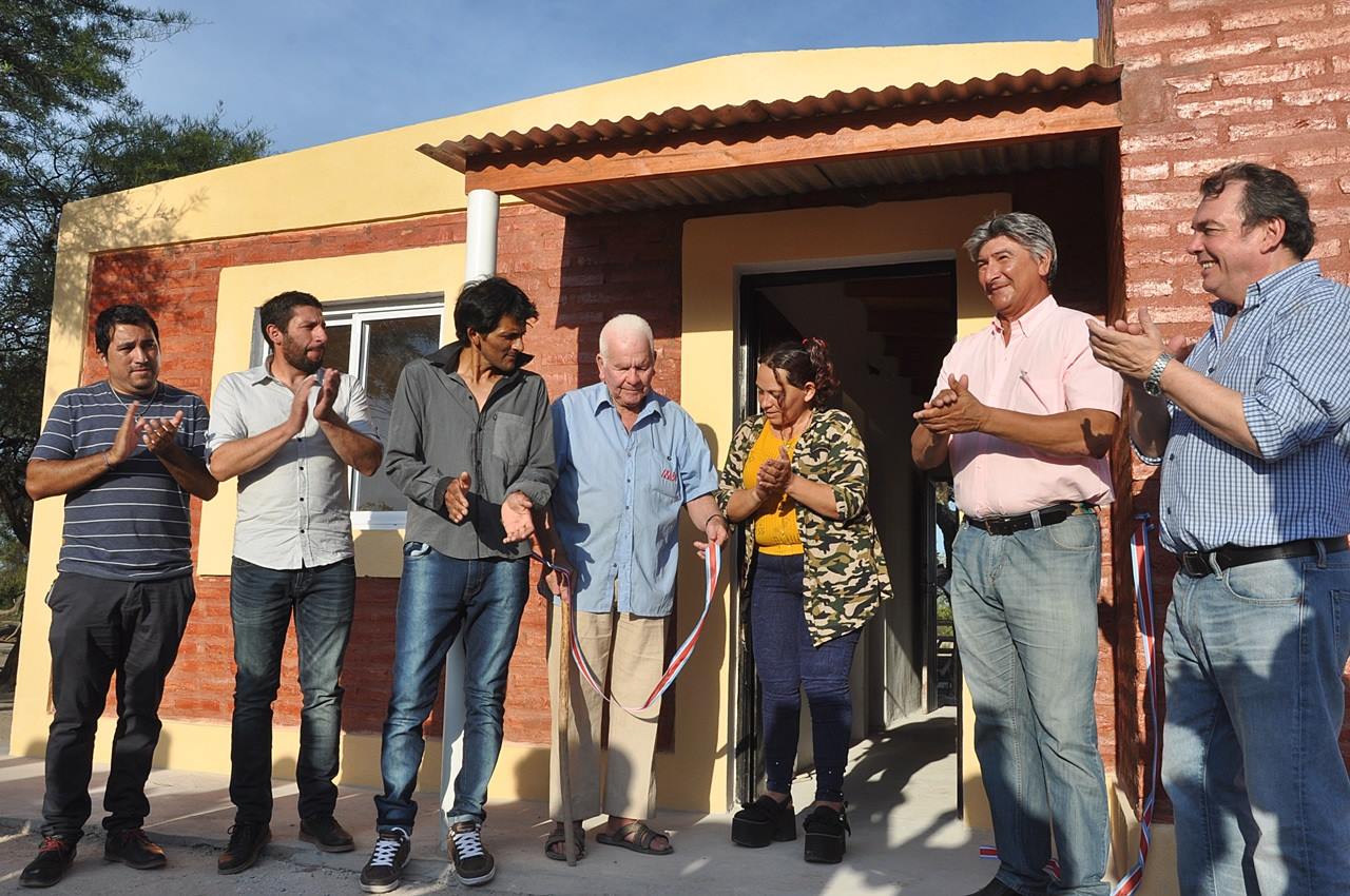 49457196_2120618854625545_322943951105425408_o