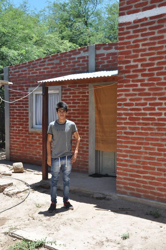 49673937_2120623694625061_2836438716296200192_n