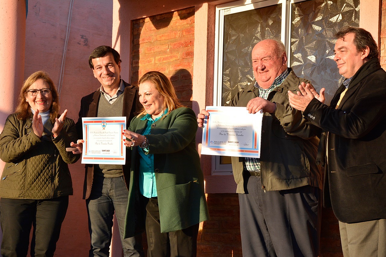 61927342_2366686673352094_1660573307415560192_o