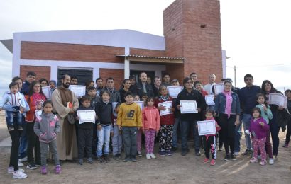 Entrega de 16 viviendas sociales en Dpto. Atamisqui