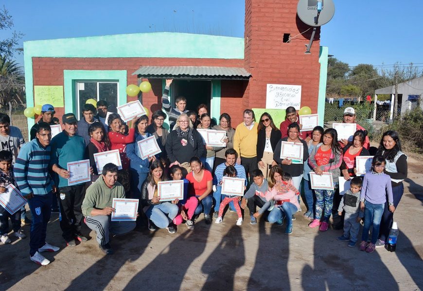 25 familias del Dpto. Jiménez recibieron viviendas sociales
