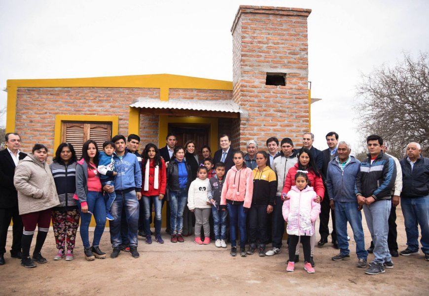 13 Viviendas Sociales inauguradas en Dpto. Guasayán 13 Viviendas Sociales inauguradas en Dpto. Guasayán