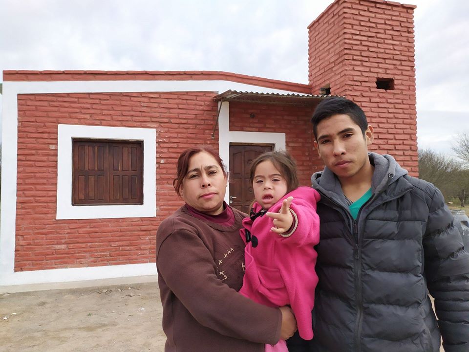 69354147_2563669976987095_2379408828262252544_o