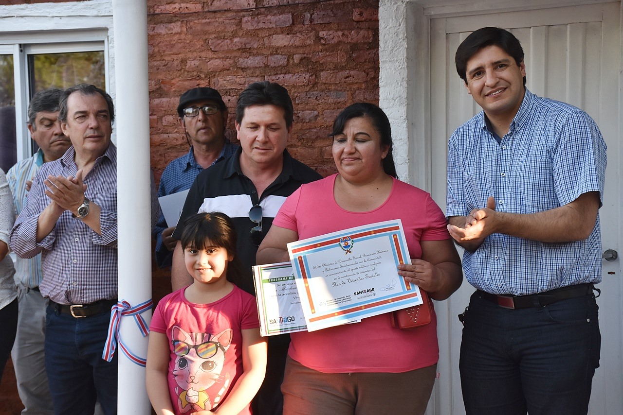 71372760_2575475892473170_188034956709068800_o