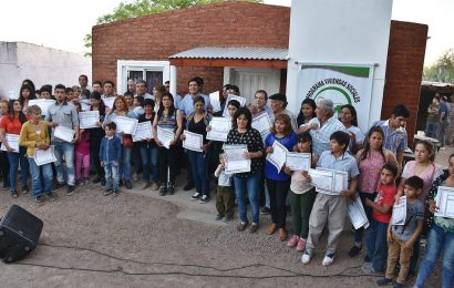 Entrega de 28 viviendas sociales en Dpto. Quebrachos