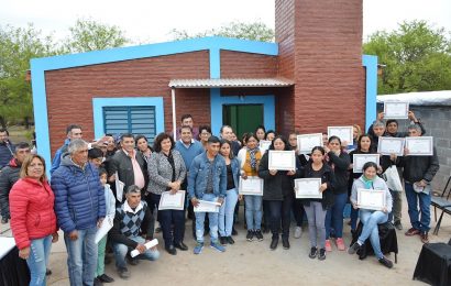 30 Viviendas Sociales habilitadas en Dpto. Figueroa 30 Viviendas Sociales habilitadas en Dpto. Figueroa