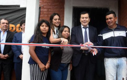 Entrega de 21 Viviendas Sociales en Dpto. Figueroa Entrega de 21 Viviendas Sociales en Dpto. Figueroa