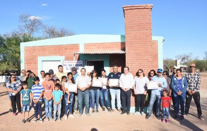 Entrega de Viviendas Sociales en Dpto. Figueroa Entrega de Viviendas Sociales en Dpto. Figueroa