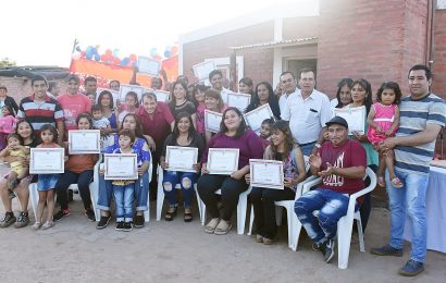 21 Viviendas Sociales nuevas en Dpto. Moreno 21 Viviendas Sociales nuevas en Dpto. Moreno