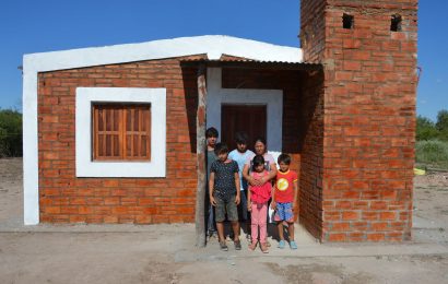 Entrega de 30 Viviendas Sociales en Dpto. Avellaneda Entrega de 30 Viviendas Sociales en Dpto. Avellaneda