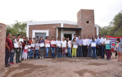 14 Viviendas Sociales nuevas en Dpto. Pellegrini 14 Viviendas Sociales nuevas en Dpto. Pellegrini