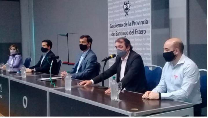 Desde el lunes se entregarán 70 mil Tarjetas Alimentar en Santiago