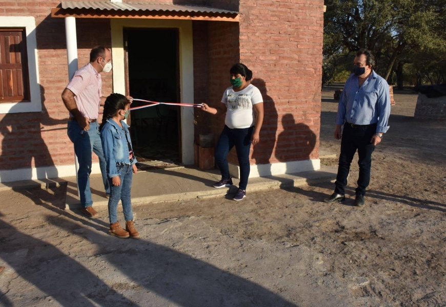 Entrega de 26 viviendas sociales en Dpto. Atamisqui Entrega de 26 viviendas sociales en Dpto. Atamisqui