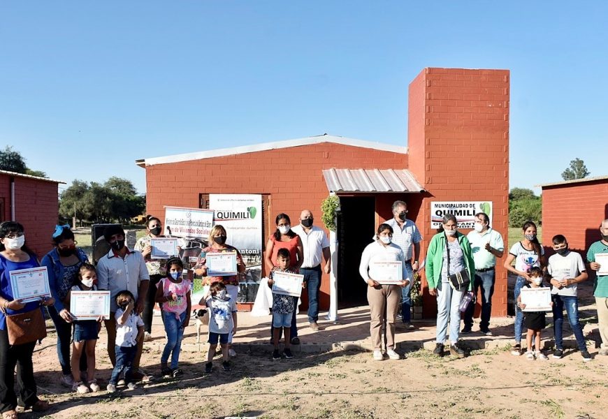 Entregan viviendas sociales en Dpto. Moreno Entregan viviendas sociales en Dpto. Moreno