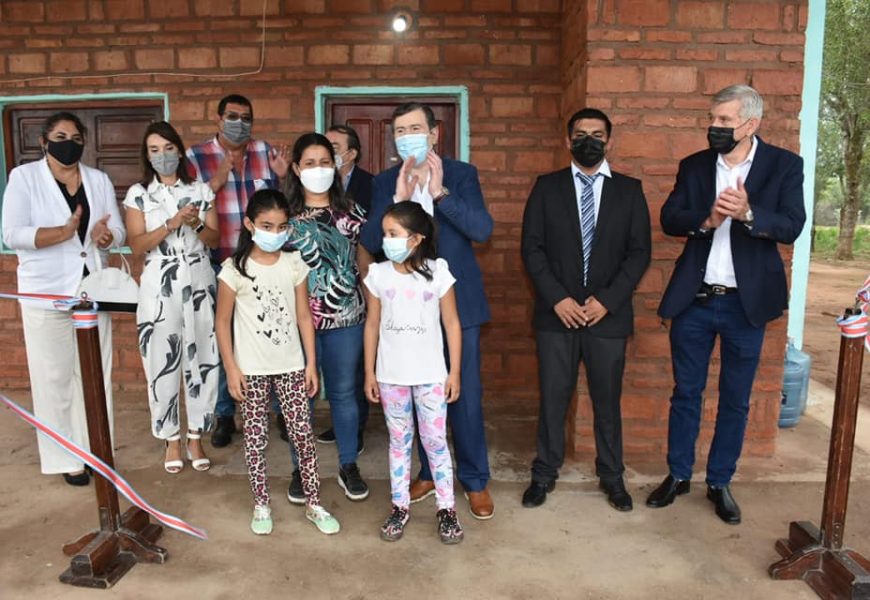 Entrega de 18 Viviendas Sociales en Dpto. Pellegrini