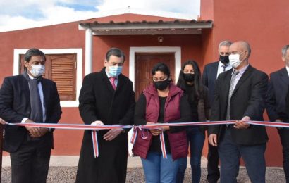 Entrega de Viviendas Sociales en Dpto. Taboada
