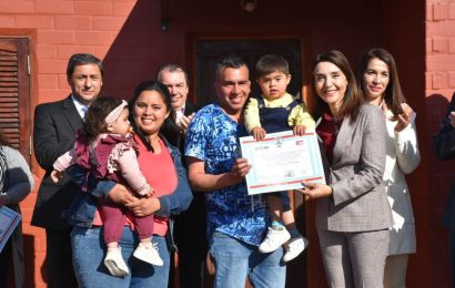 Inauguración de 29 Viviendas Sociales en Dpto. Choya