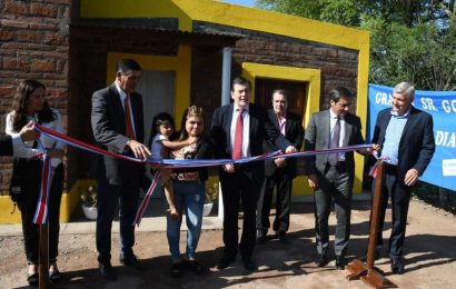 Inauguración de Viviendas Sociales en Dpto. Pellegrini