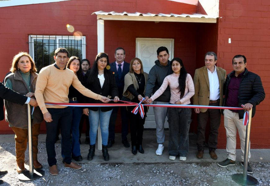 Entrega de 12 Viviendas Sociales en Dpto. Capital